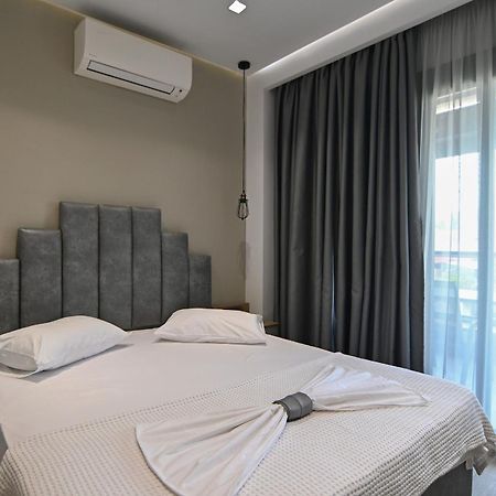 Amalia Rooms Sea View Vrasná Esterno foto
