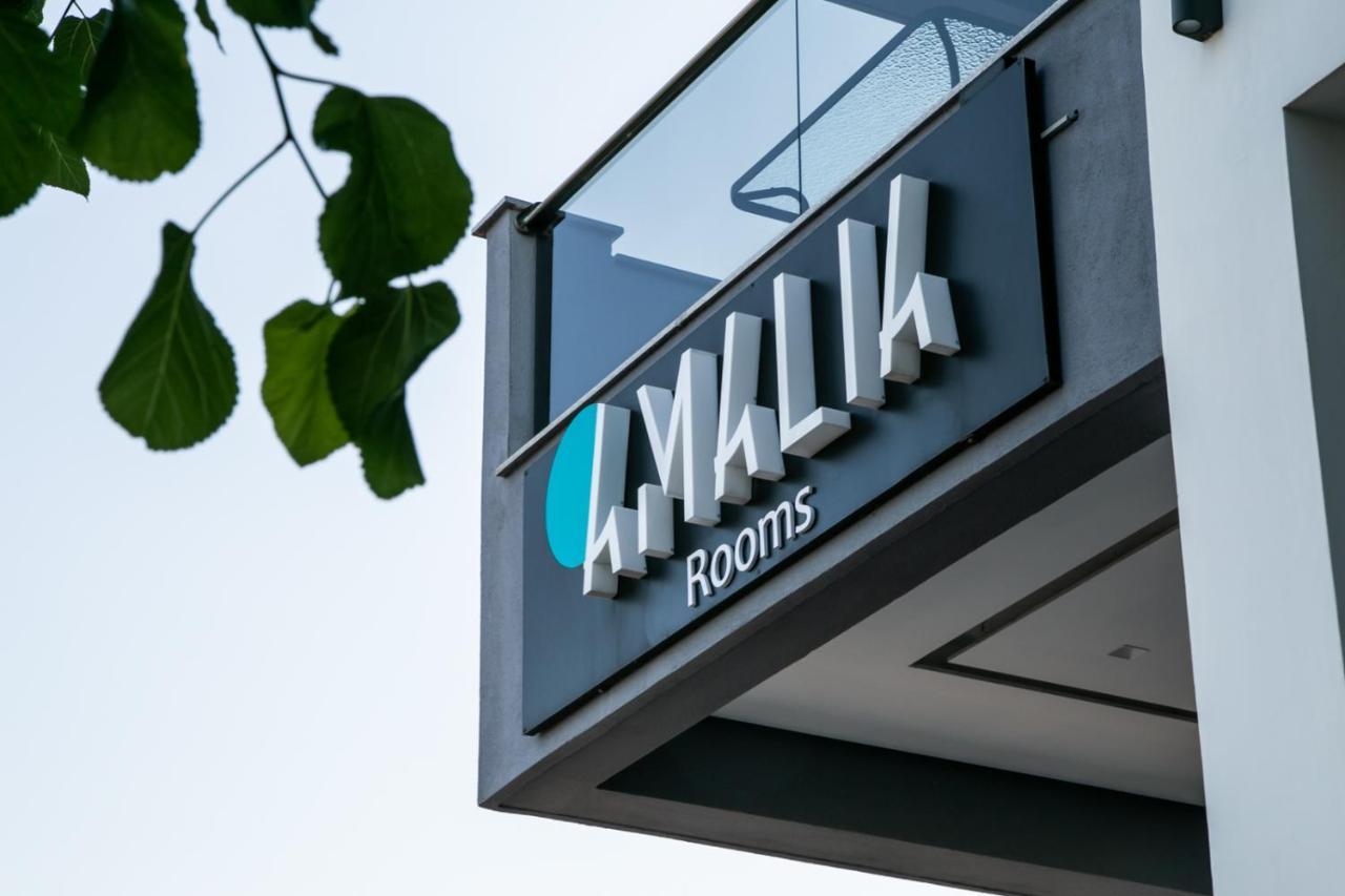 Amalia Rooms Sea View Vrasná Esterno foto
