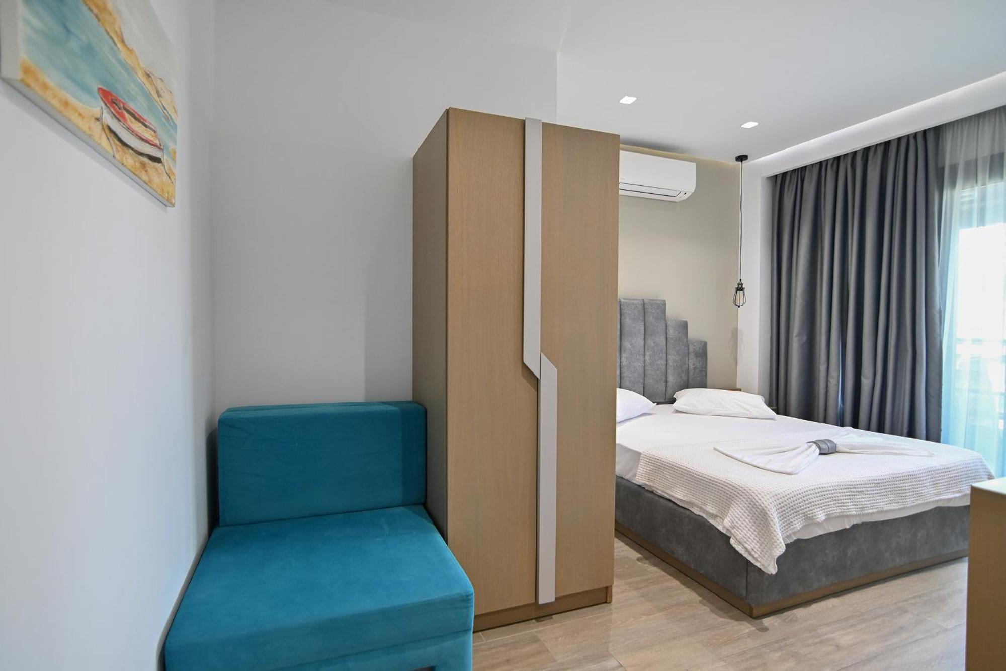 Amalia Rooms Sea View Vrasná Esterno foto