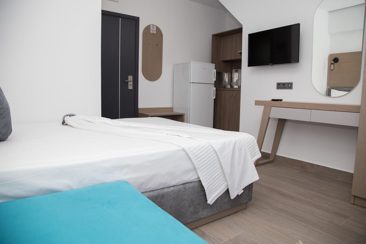 Amalia Rooms Sea View Vrasná Esterno foto