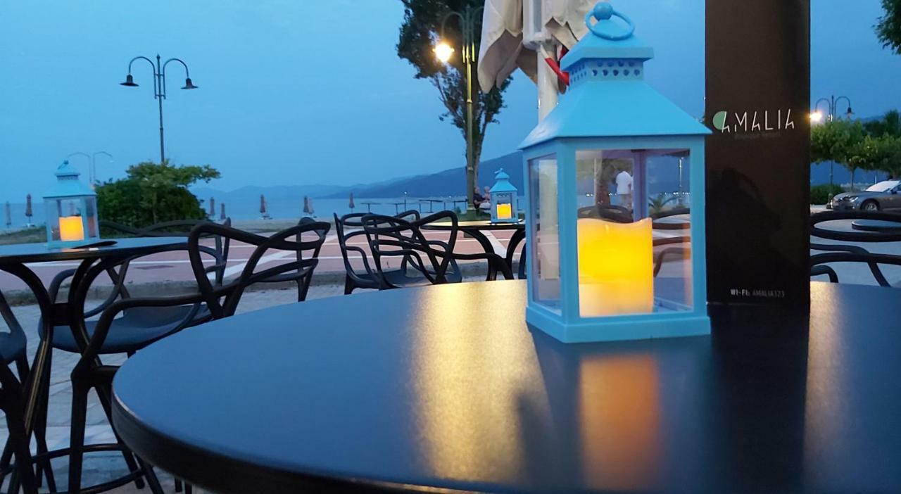Amalia Rooms Sea View Vrasná Esterno foto